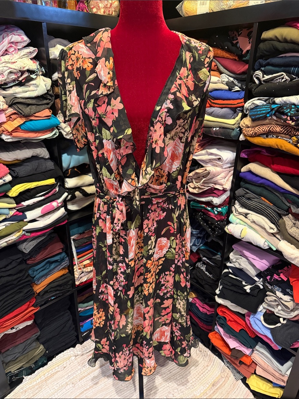 #703. 4/$50 Sheer dress. 18/20. 1x